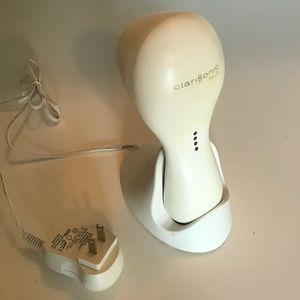 Clarisonic Plus face brush